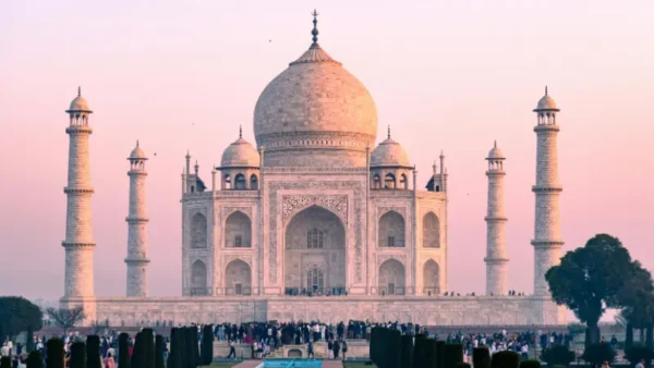 foto copertina India (taj mahal)