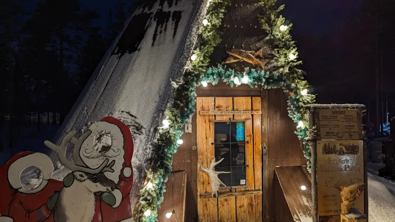 santa's salmone place