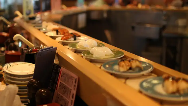 Kaitenzushi